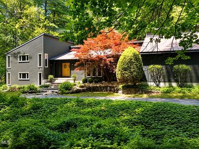 27 Robinwood Drive, Clifton Park, NY, 12065