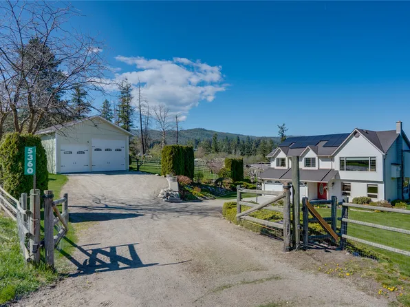 5360 Learmouth Rd, Coldstream, BC V1B 3E8