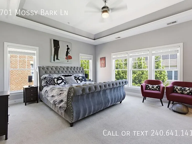 9701 Mossy Bark Ln — Photo 20