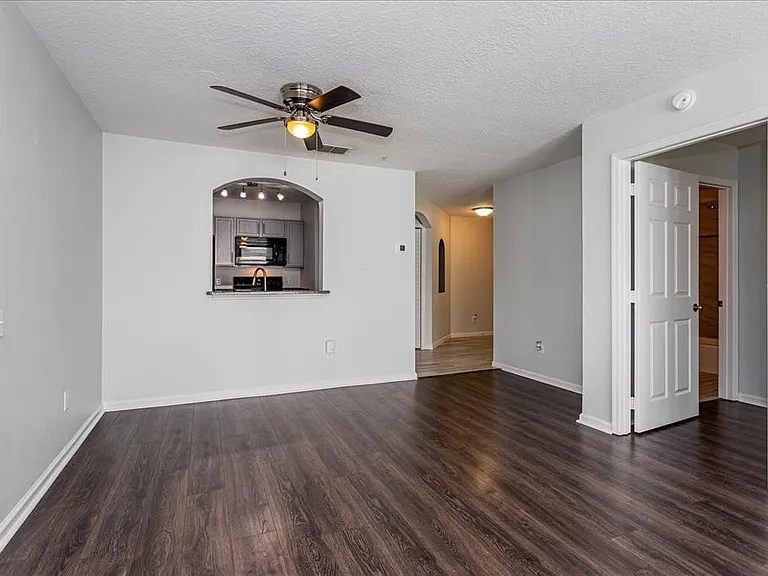 3940 Southpointe Dr #316 — Photo 5