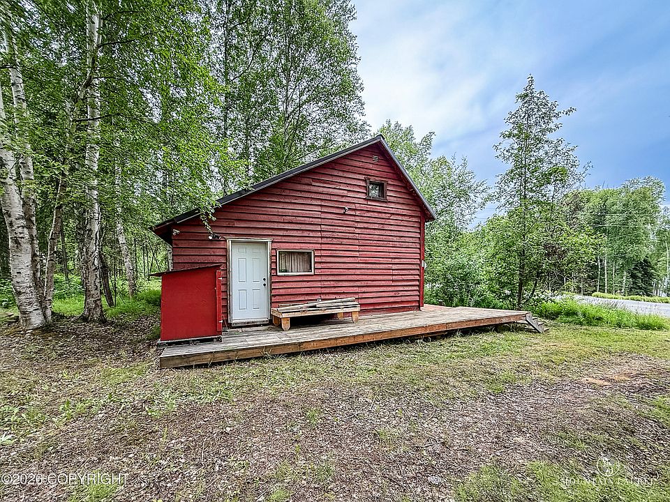 13th image of 11439 W King Arthur Dr