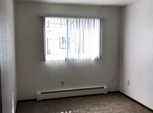 17032 Easy St #A10, Eagle River, AK 99577
