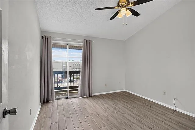2301 Edenborn Ave #1007 — Photo 11