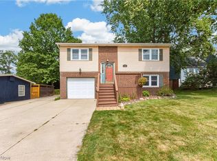 448 Fernwood Ave, Wadsworth, OH 44281