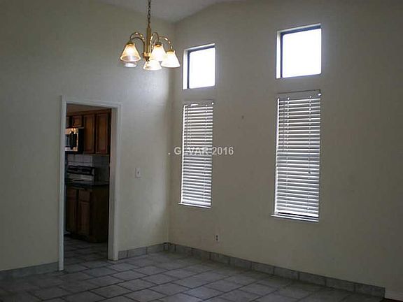 5th image of 6324 Barkstone Ave