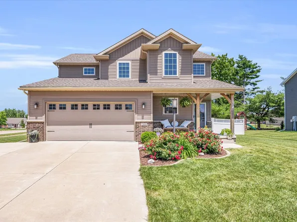 2008 Kinley Dr, Mahomet, IL 61853