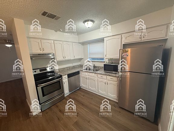 2nd image of 2457 Chadwick Dr