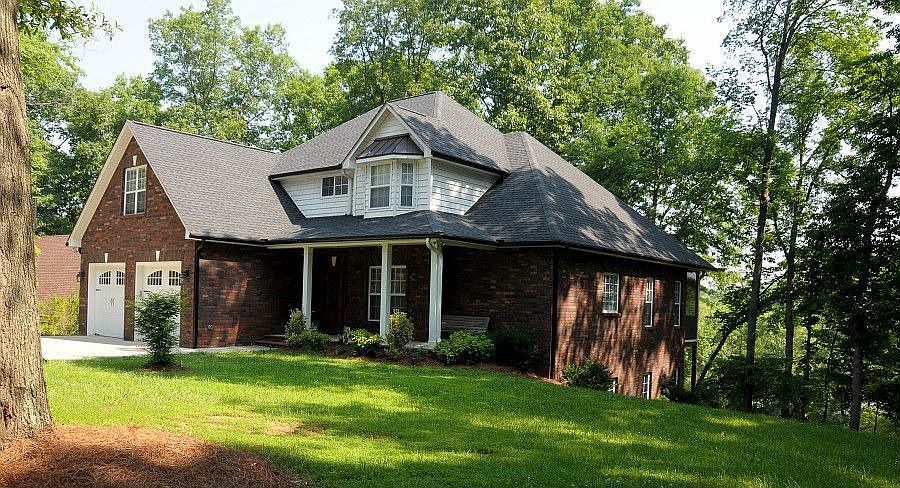 1st image of 182 Huntington Ln