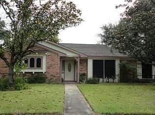 12439 Whittington Dr, Houston, TX 77077
