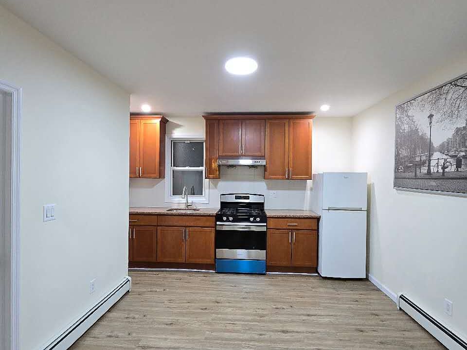 1st image of 24 Bay 23rd St #2F