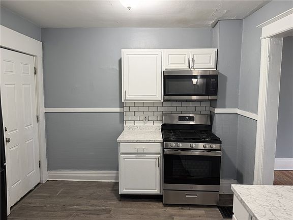 5th image of 161 S Union St