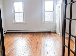 615 Bainbridge St FLOOR 3, Philadelphia, PA