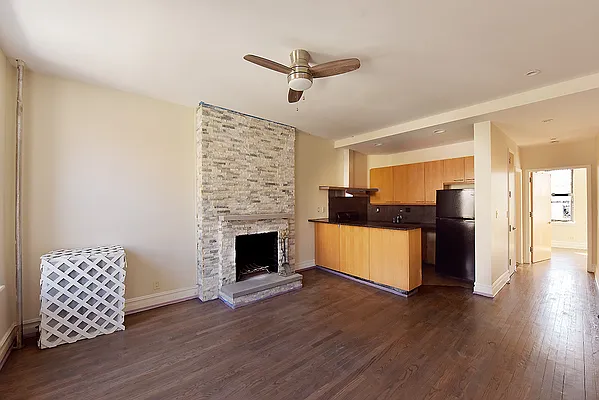 Rented by LEE & ASSOCIATES NYC RESIDENTIAL LLC | media 1