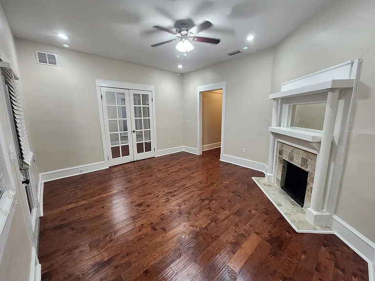 2812 N Morgan St — Photo 5