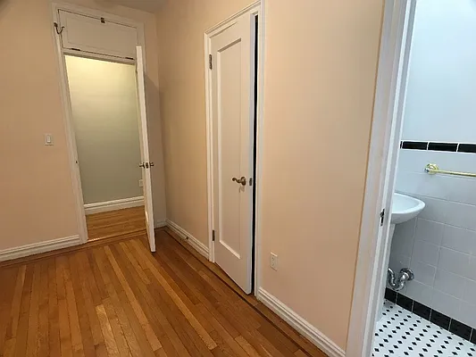 Rented by Sovereign Associates | media 19