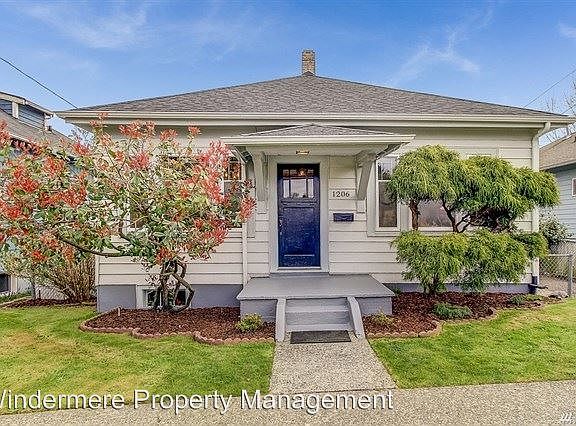 2nd image of 1206 McKenzie Ave