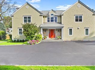 120 Willowbrook Ave, Stamford, CT 06902