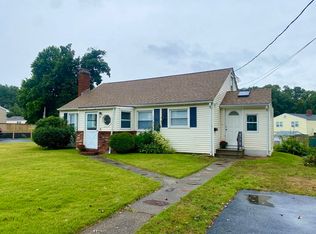 31 Revere St, Worcester, MA 01604