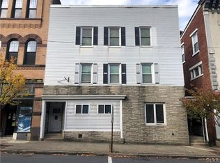 642 Main St, Slatington, PA 18080