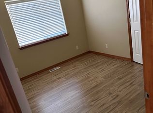 1394 Boulder Loop, East Wenatchee, WA 98802