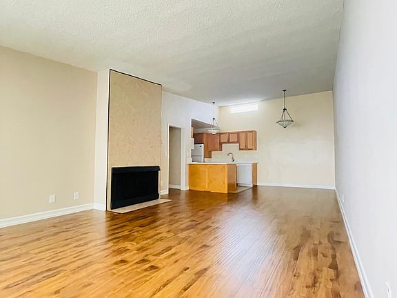 2nd image of 1800 Camden Ave APT 304
