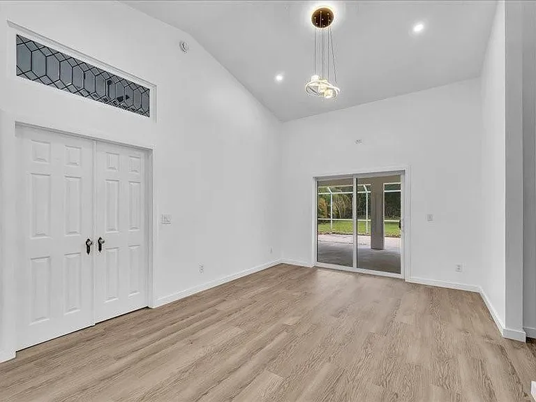 2928 SE Bella Rd — Photo 6