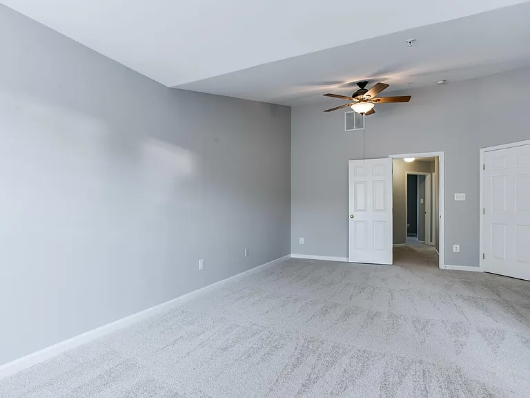10410 Damascus Park Ln — Photo 33