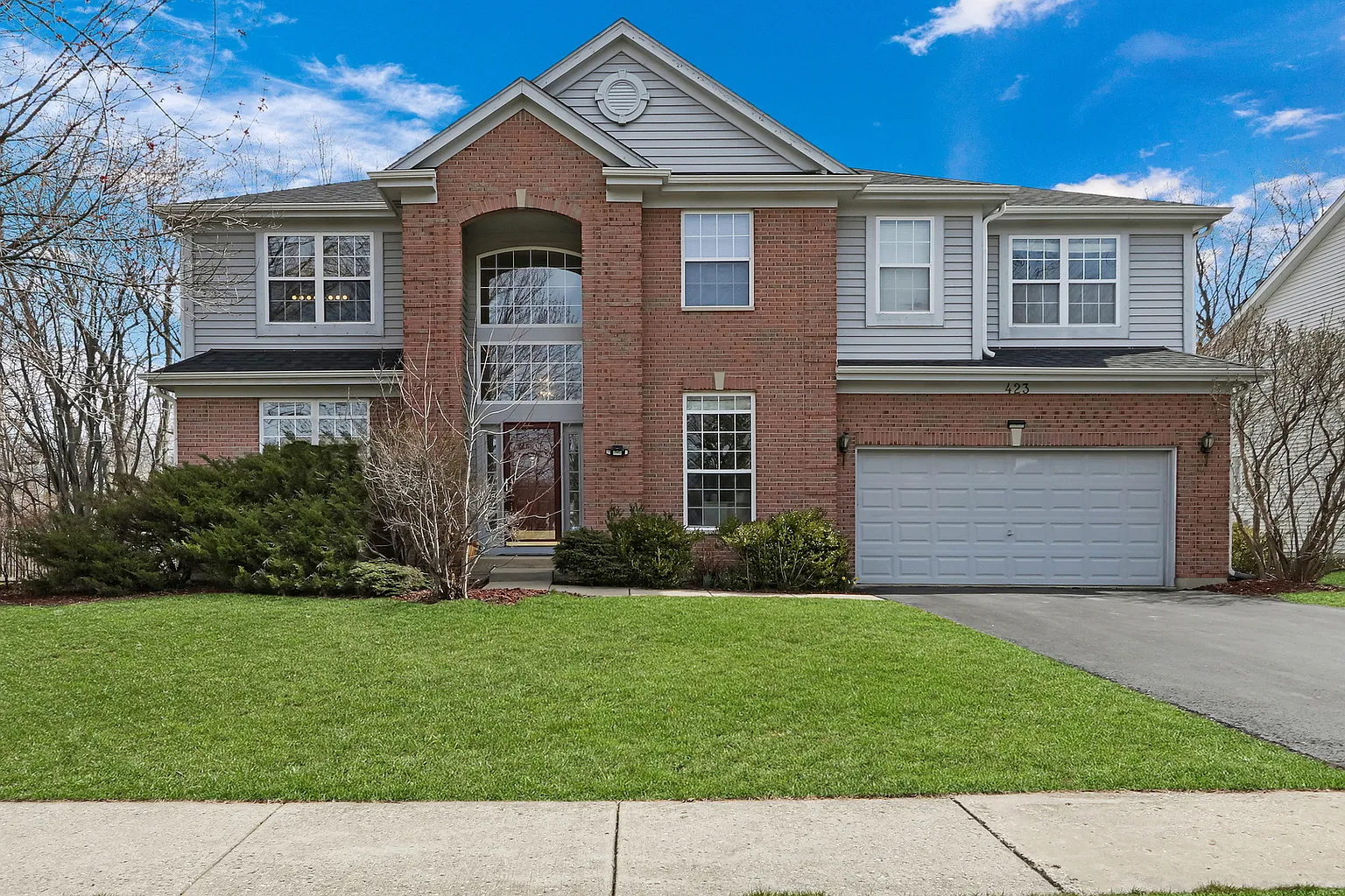 423 Old Walnut Cir photo 1