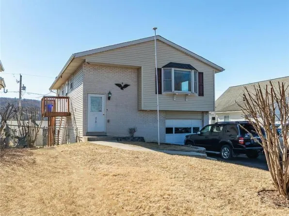 610 E Lynnwood St, Allentown, PA 18103