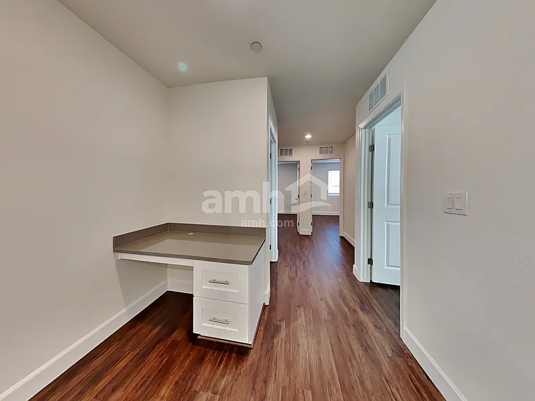 296 Austin Bellerose Pl — Photo 10