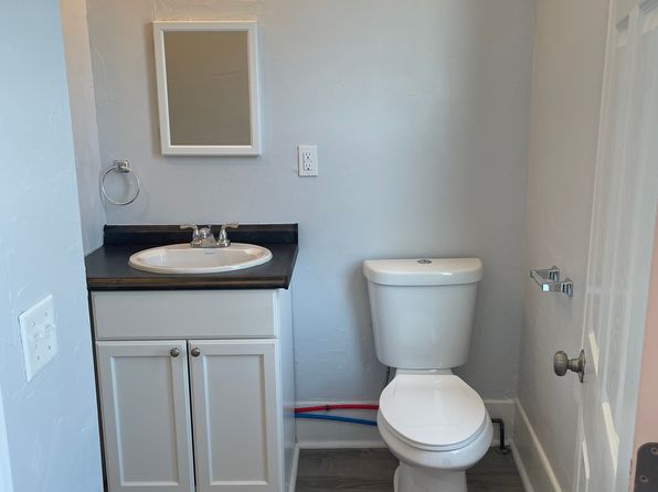 299 Main St #4