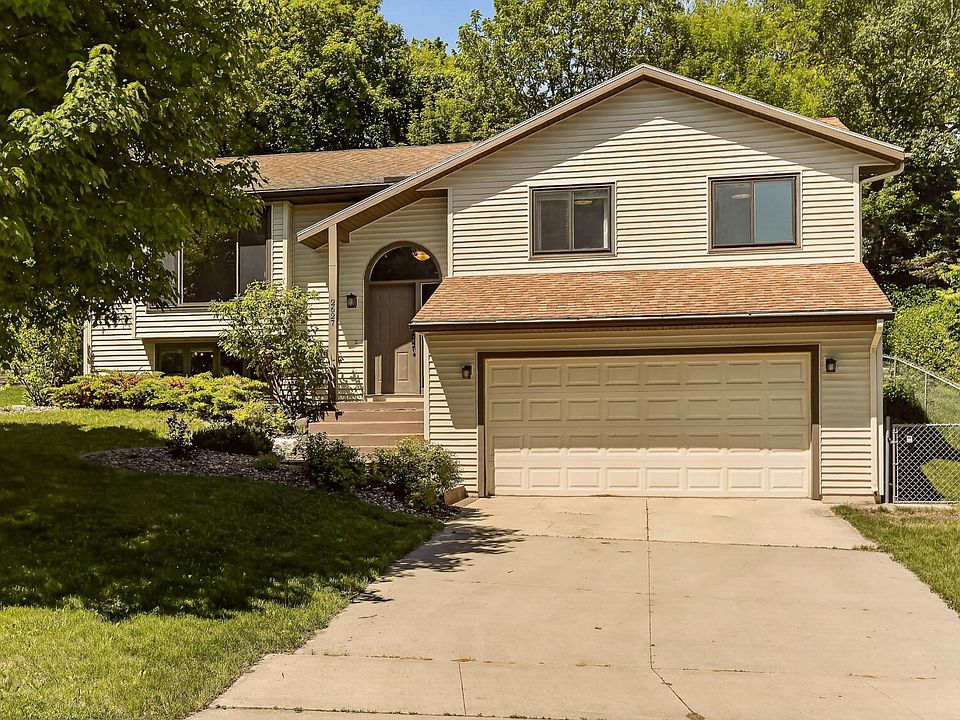 1st image of 2627 Westridge Ln NW