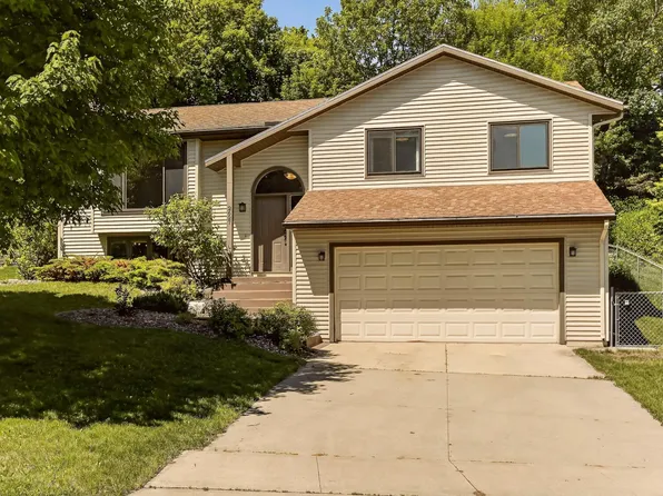 2627 Westridge Ln NW, Rochester, MN 55901