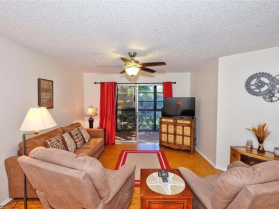 5th image of 8081 S Woods Cir Unit 2