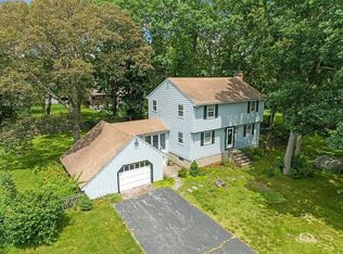 6 Draper Dr, Wilmington, MA 01887