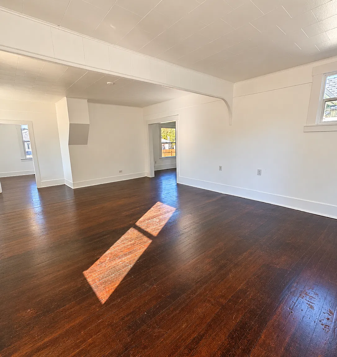 3 bed, 1944 sqft, $1,950 — Photo 3