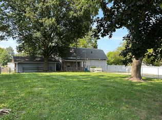 48 Highland Ave #D, Franklin, IN 46131