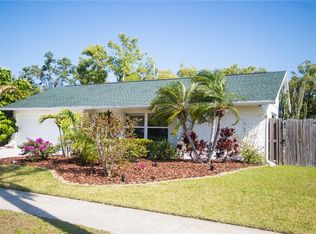 2864 Saint Croix Dr, Clearwater, FL 33759