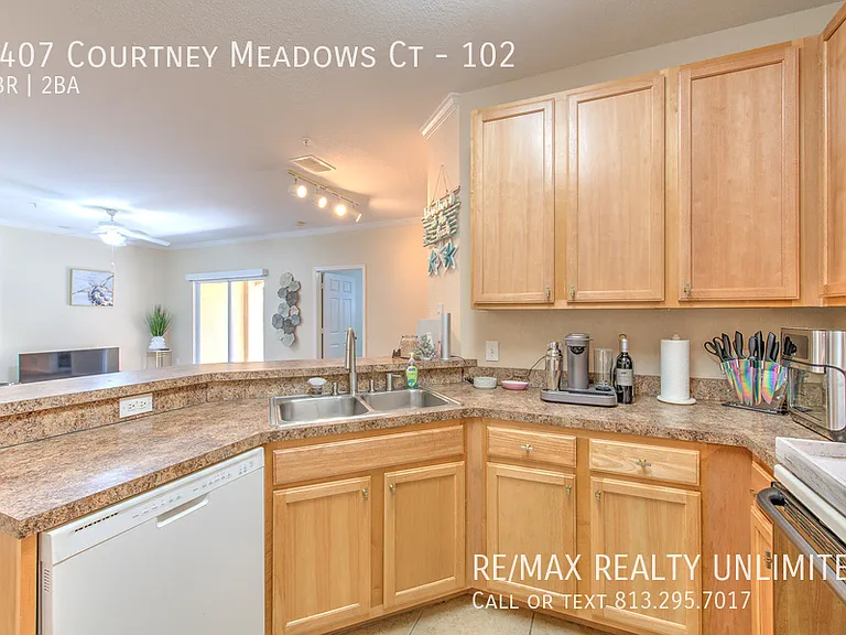 2407 Courtney Meadows Ct #102 — Photo 8