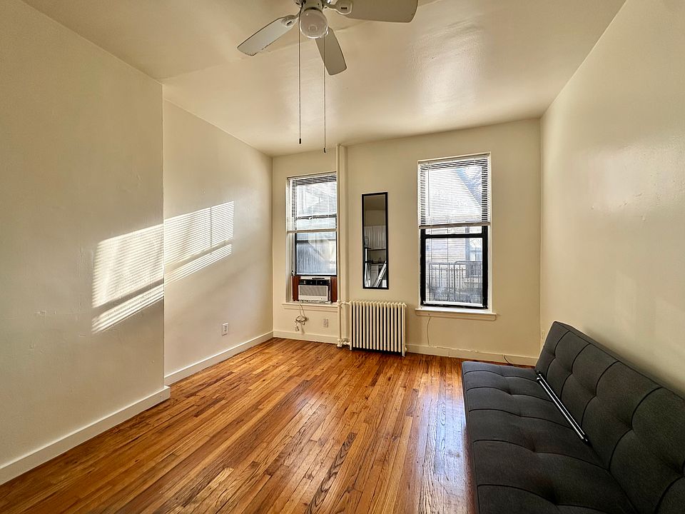 1st image of 444 W 49th St APT 3A