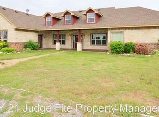 330 Country Place Rd, Weatherford, TX 76087