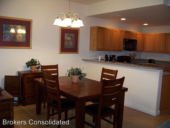 4th image of 400 Hillside Dr #712