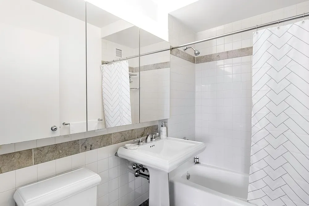 500 West 56th Street — Photo 3