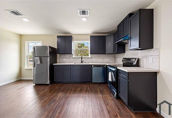 2nd image of 14704 Ohara St #B