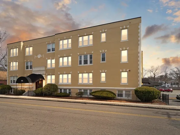 515 Pleasant St APT 3-1, Melrose, MA 02176