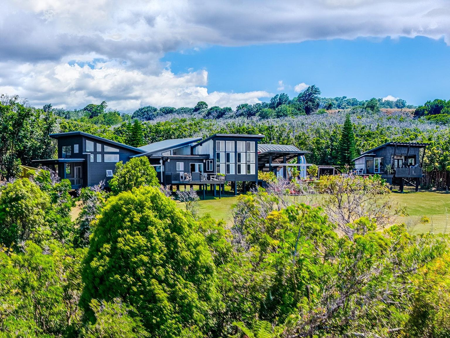 796 Awalau Rd, Haiku, HI 96708 | MLS #407076 | Zillow
