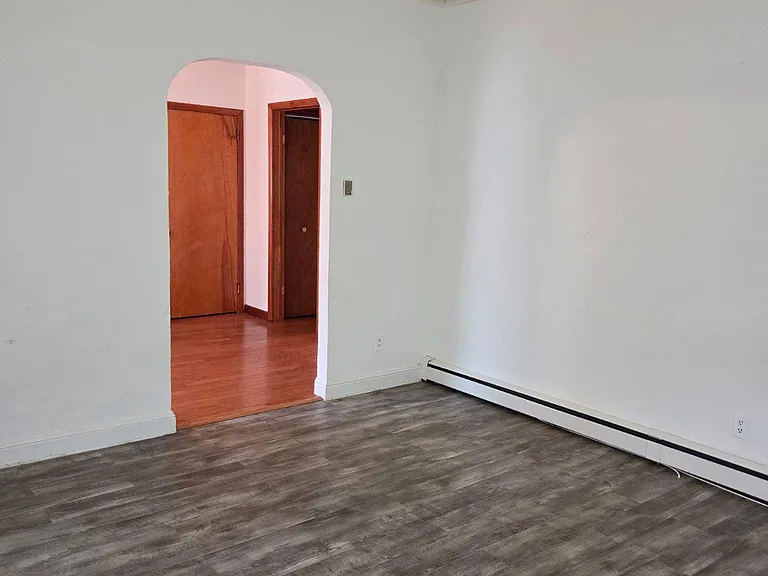 314 Victoria St — Photo 10