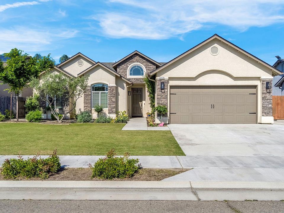 1st image of 2773 8th Avenue Dr