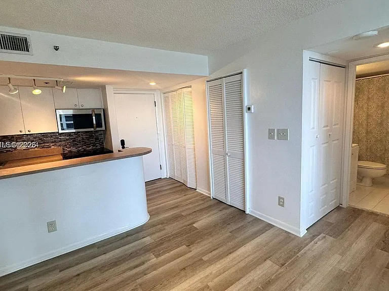 770 Claughton Island Dr #2107 — Photo 2