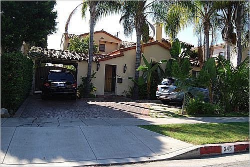 1st image of 245 El Camino Dr